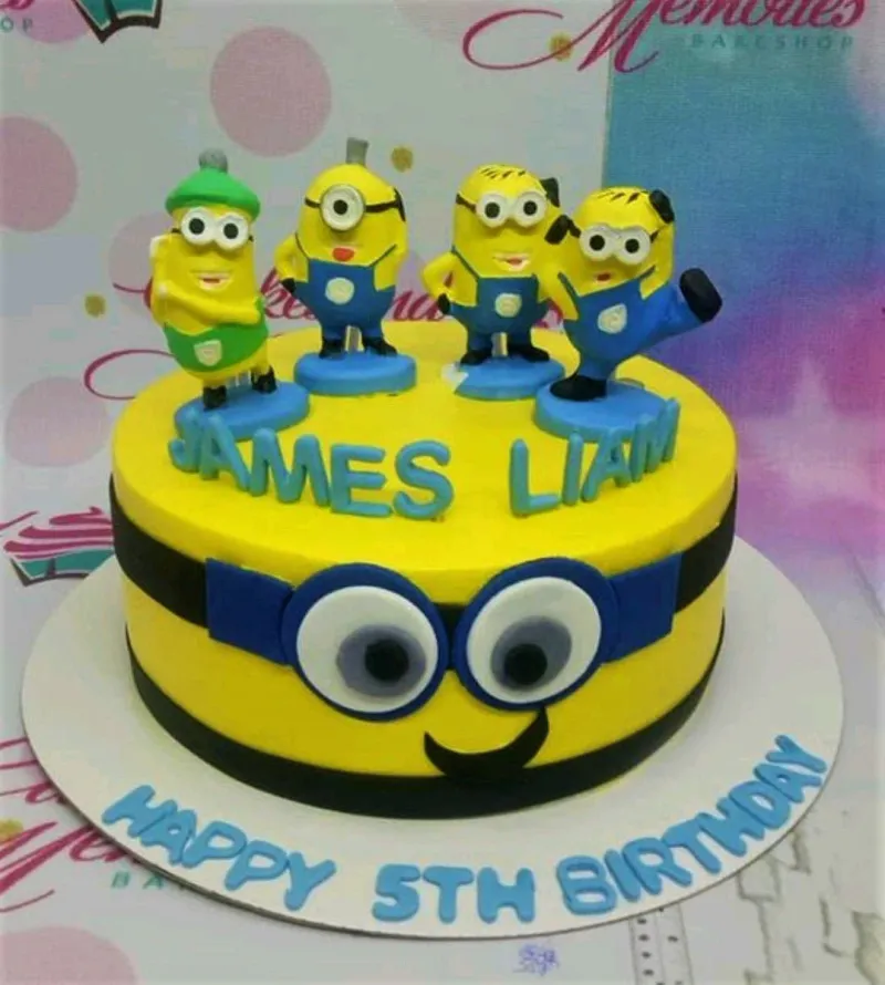 Minion Cake
