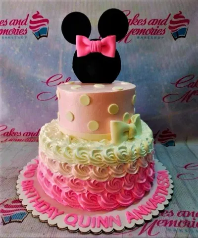Minnie Mouse Cake
