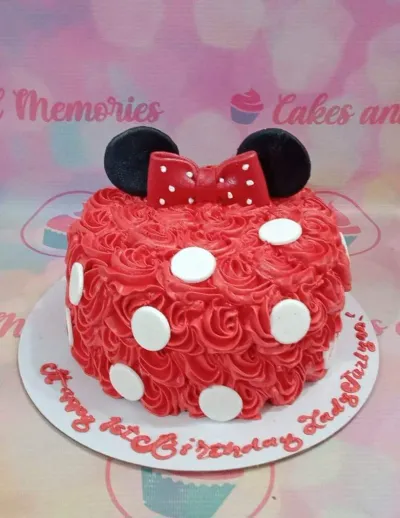 Minnie Mouse Cake