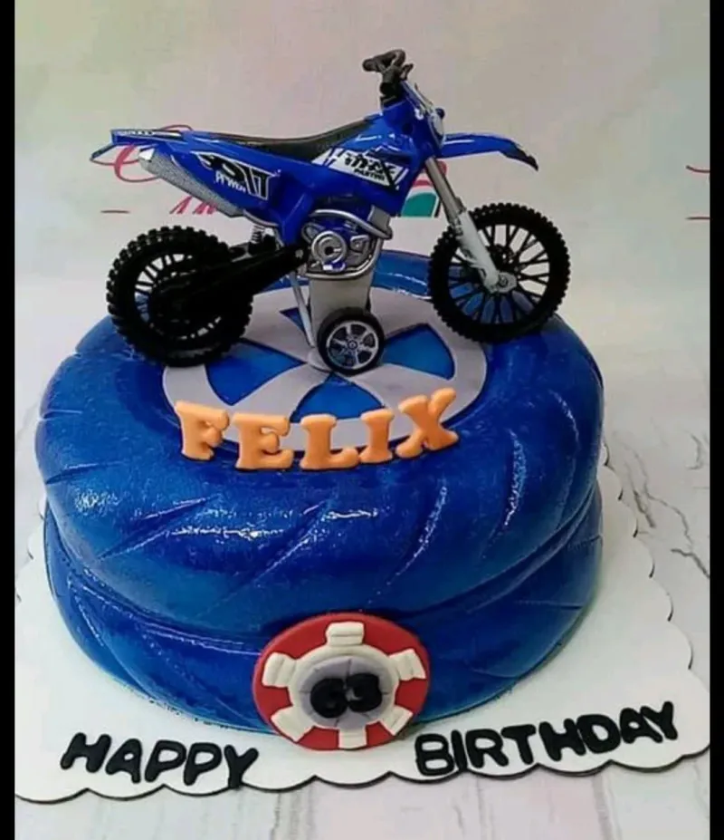 Motocross Motorcycle Cake Design