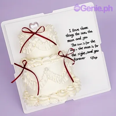 Romantic Lambeth Cake Design