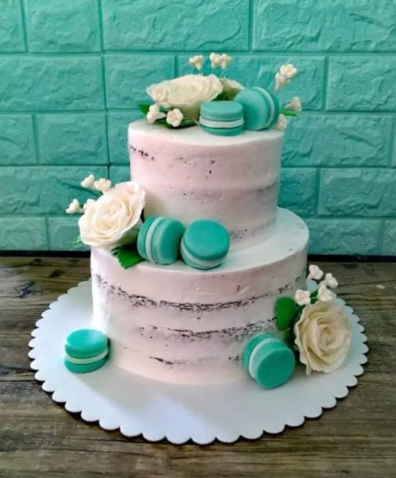 Semi-naked Floral Cake