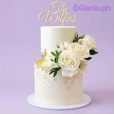 White Floral Wedding Cake White Floral Wedding Cake