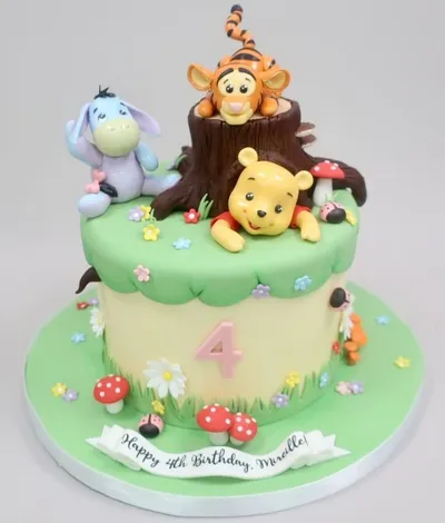 Winnie The Pooh Cake