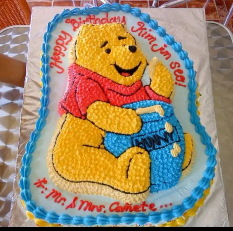 Winnie The Pooh Cake