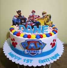 Paw Patrol, 1st birthday 1 Tier - red theme with Chase on police car printout figurine and small edible balls