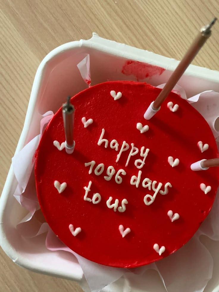 Red Anniversary Bento - brown, white theme with long brown candle and small white hearts