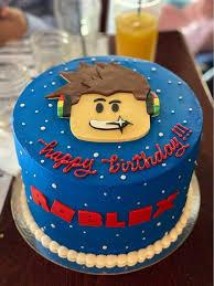 Roblox birthday 1 Tier - white theme with Roblox character head and white sprinkles