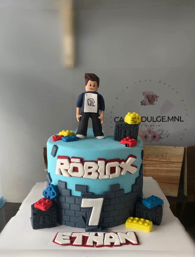 Roblox 1 Tier Fondant - colorful theme with Roblox character and Lego-like blocks